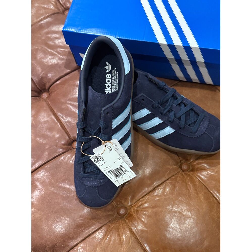 adidas Originals Stadt – Navy / Glow Blue Suede Gum Sole